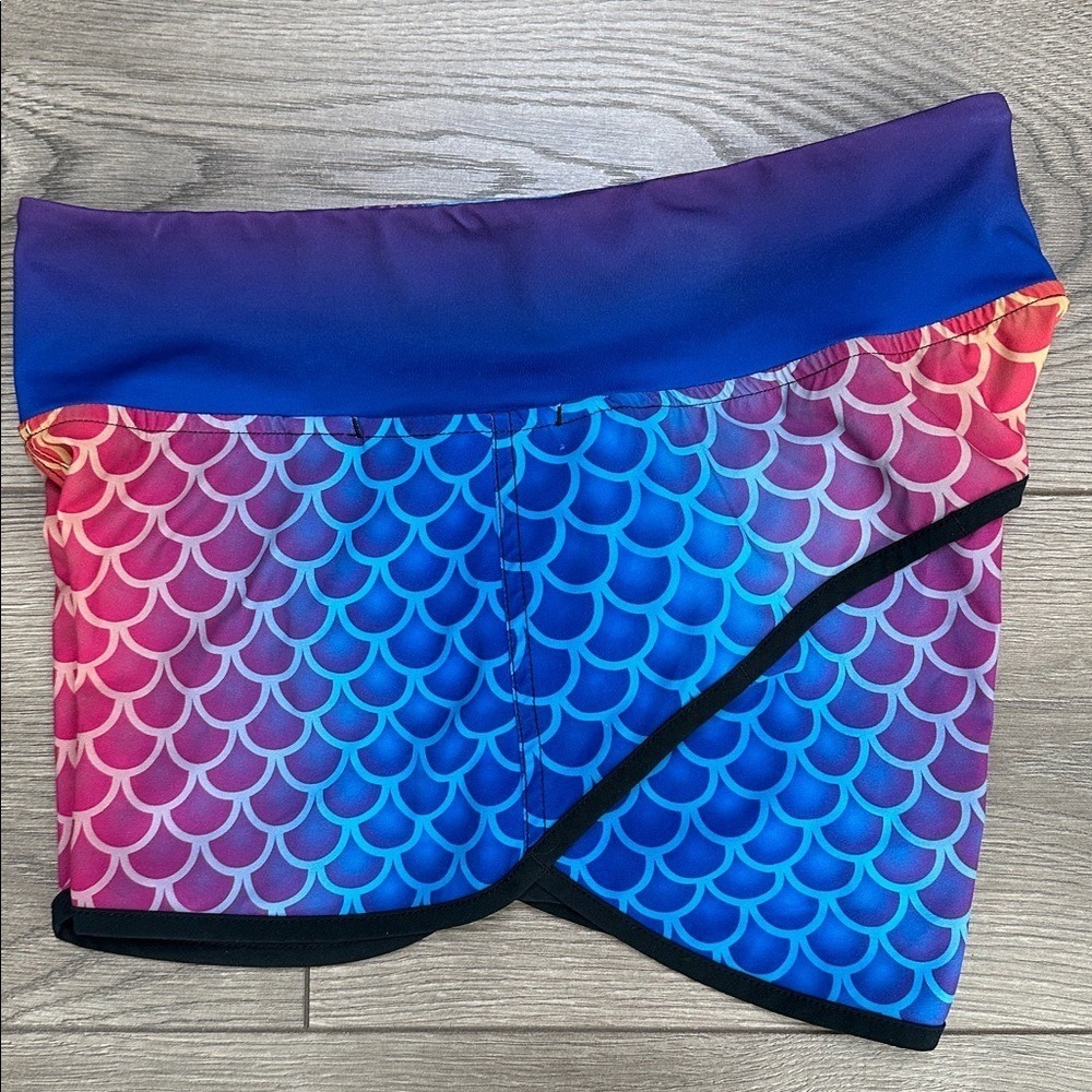 INKnBURN Mermaid Scale Performance Lined Running Shorts Blue Red Size 6 - Picture 5 of 13